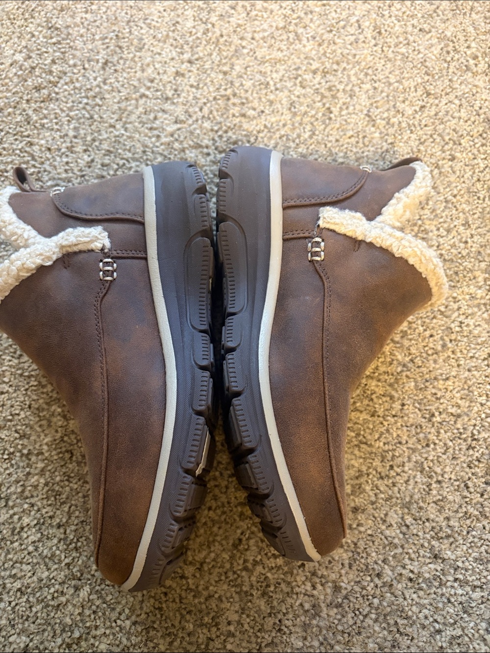 Women’s Skechers Brown Sherpa-Lined Slip-On Boots